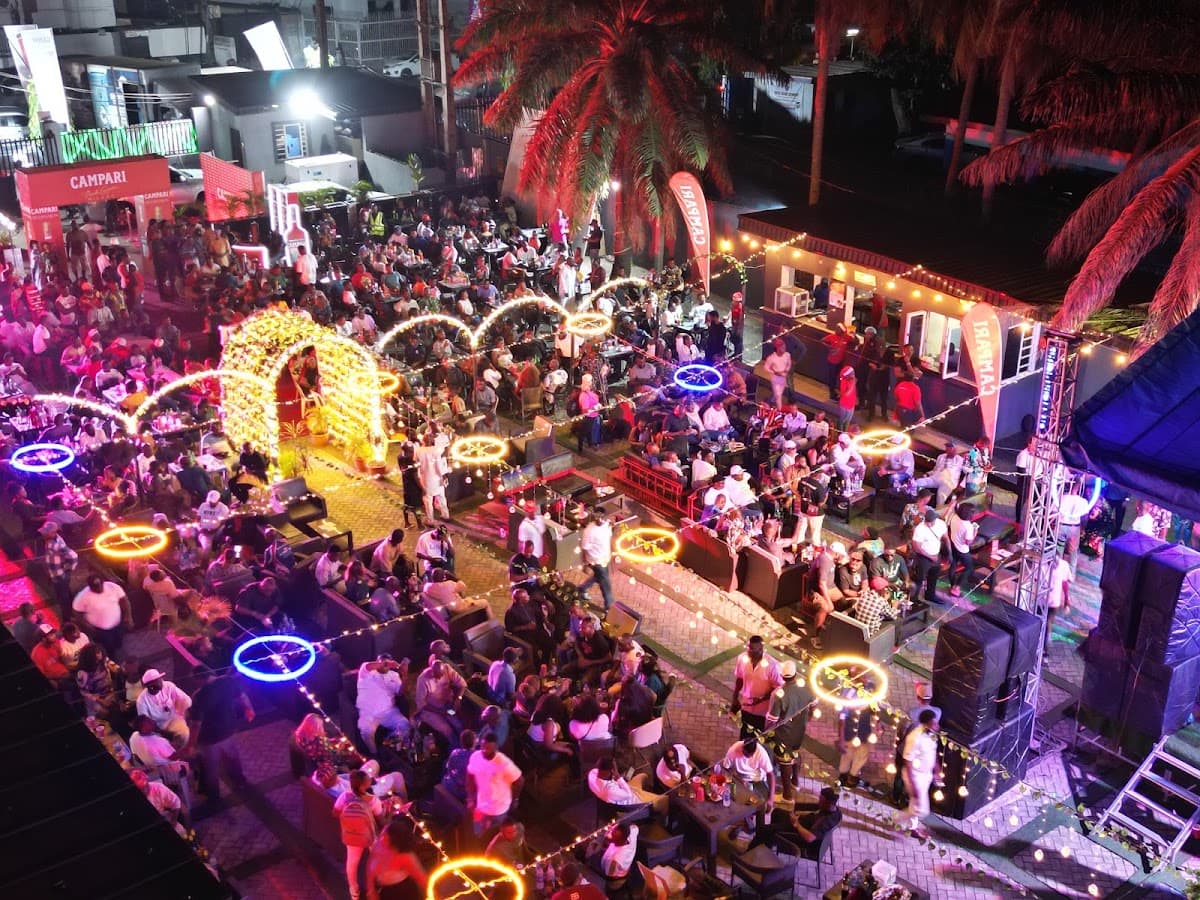 Lounge 95 by Everati