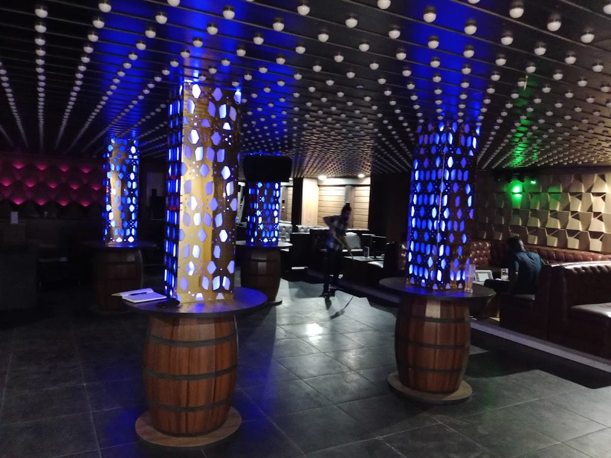 3options Lounge & Club