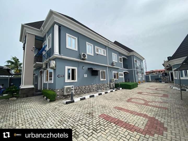 URBAN CZ HOTEL & SUITES