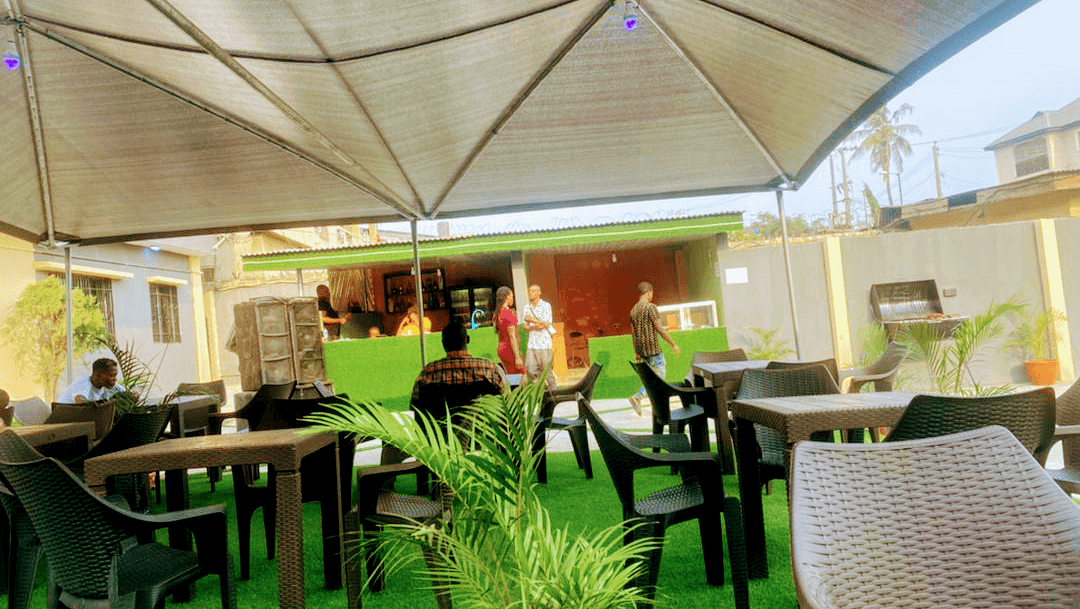 West Nippon Bar & Lounge