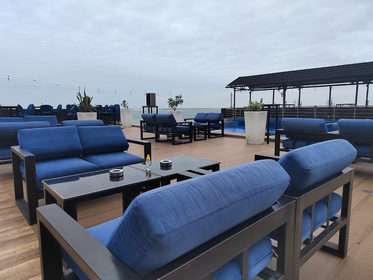 Bayroot Bar and Lounge