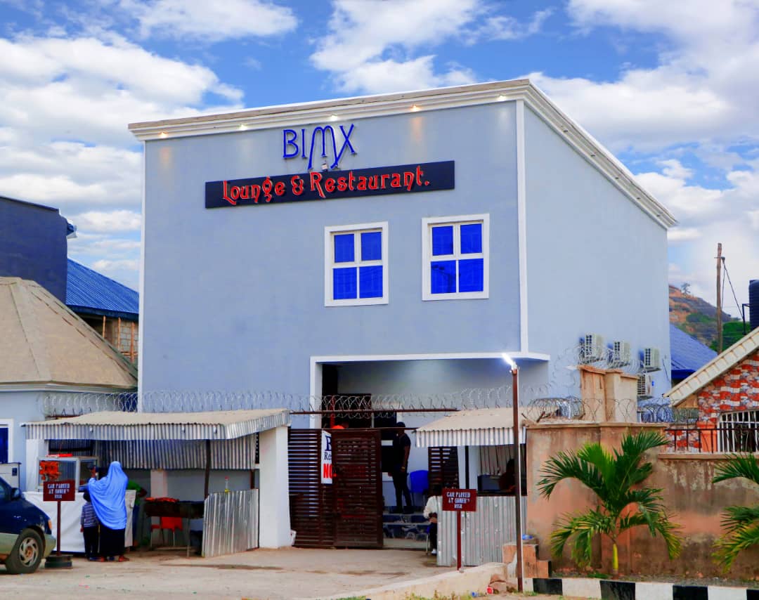 Bimx Lounge and Restaurant