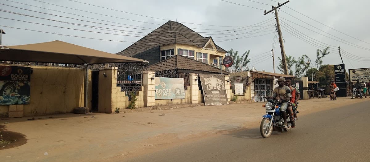 Booze Lounge And bar