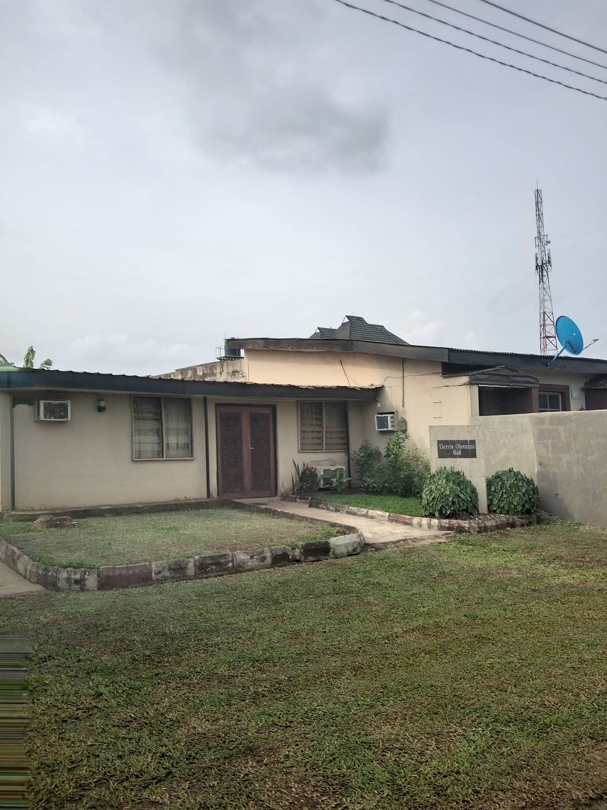 Trinity Lounge and Suites